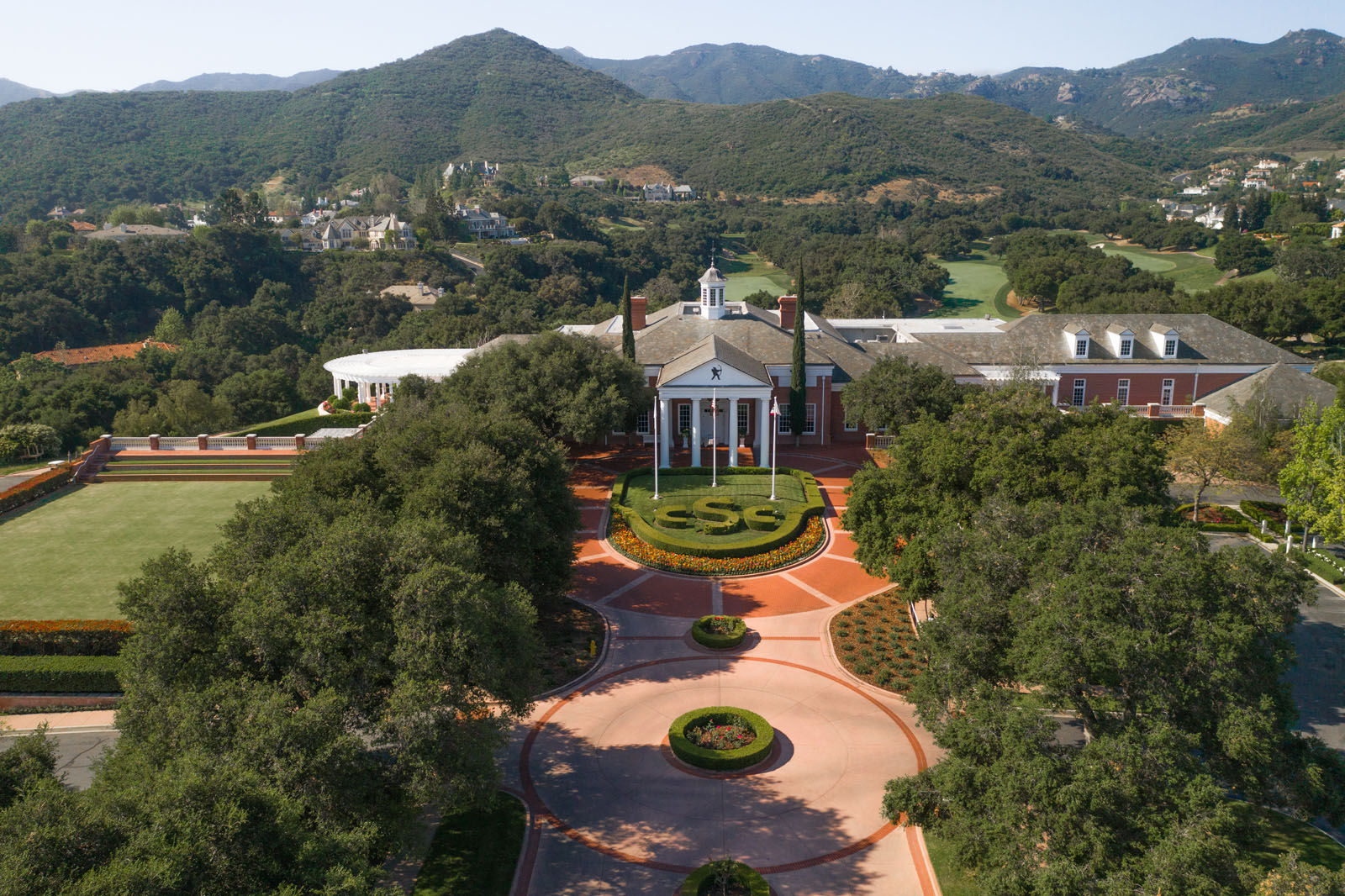 Lake Sherwood social facility