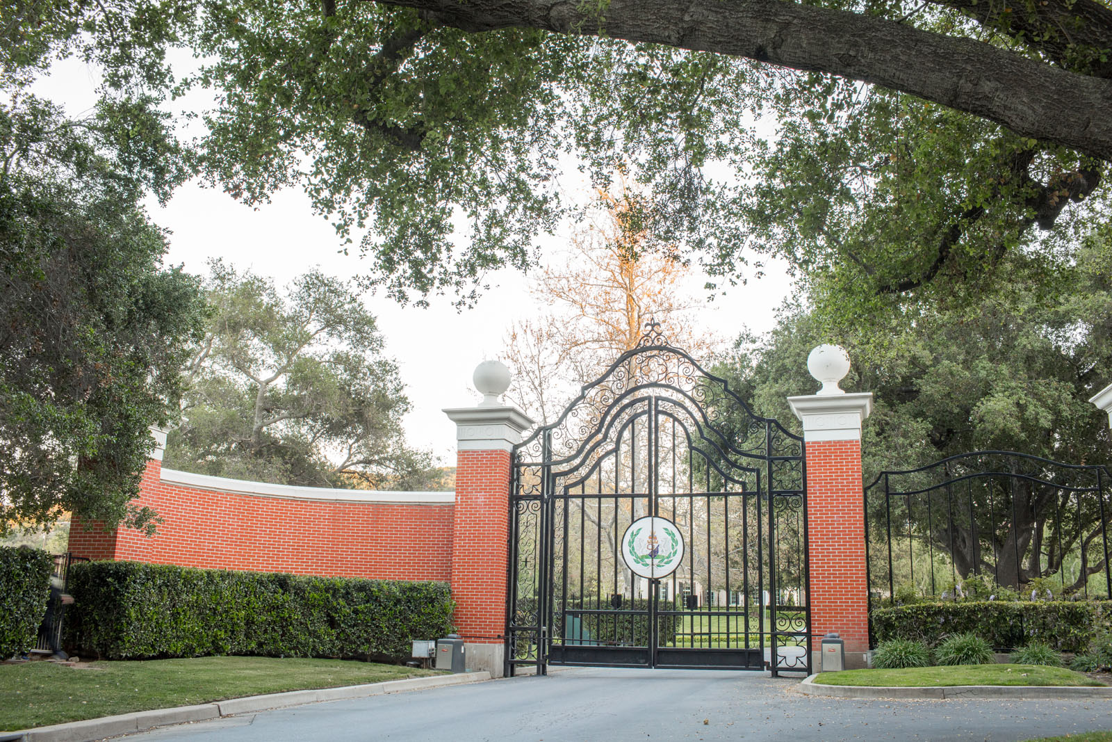 Trentwod gate and Lake Sherwood